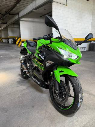 KAWASAKI NINJA 400 KRT EDITION 